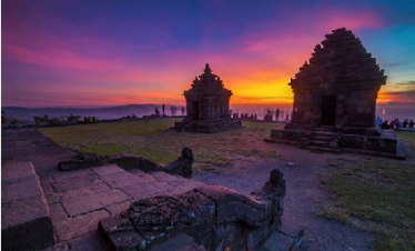 JOGYA – SUNSET CANDI IJO – BOROBUDUR TOUR 3D2N